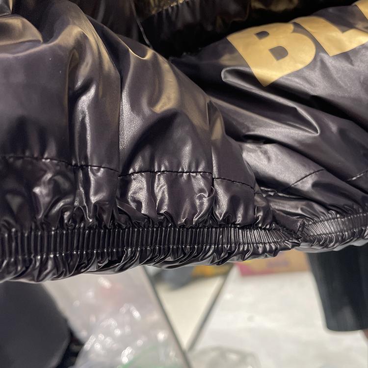 2023 Winter Unisex Korean Style Slim Black Gold Hooded Down Vest with Detachable Hood