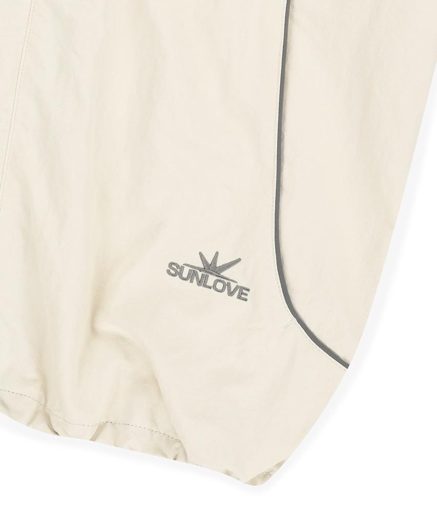 Sunlovetour Crescent Windbreaker Ivory