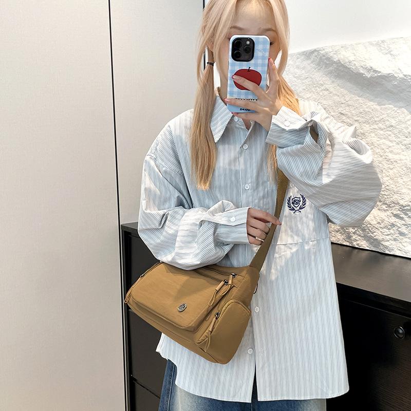 Messenger bag women 2025 new trendy bag large capacity Oxford cloth lightweight versatile shoulder bag nylon canvas bag