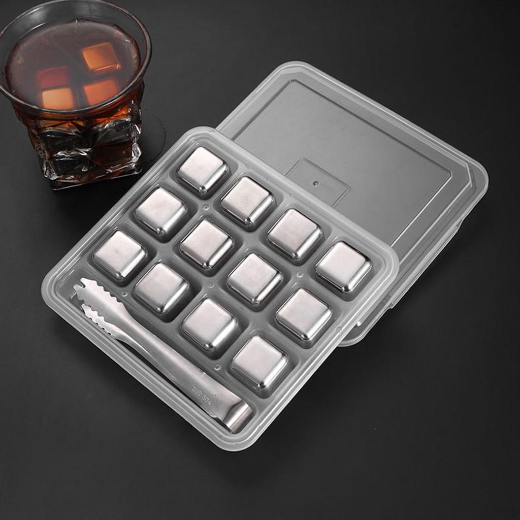 Sada prémiových kostek na chlazení nápojů z nerezové oceli s táckem - ideální na whisky, koktejly a