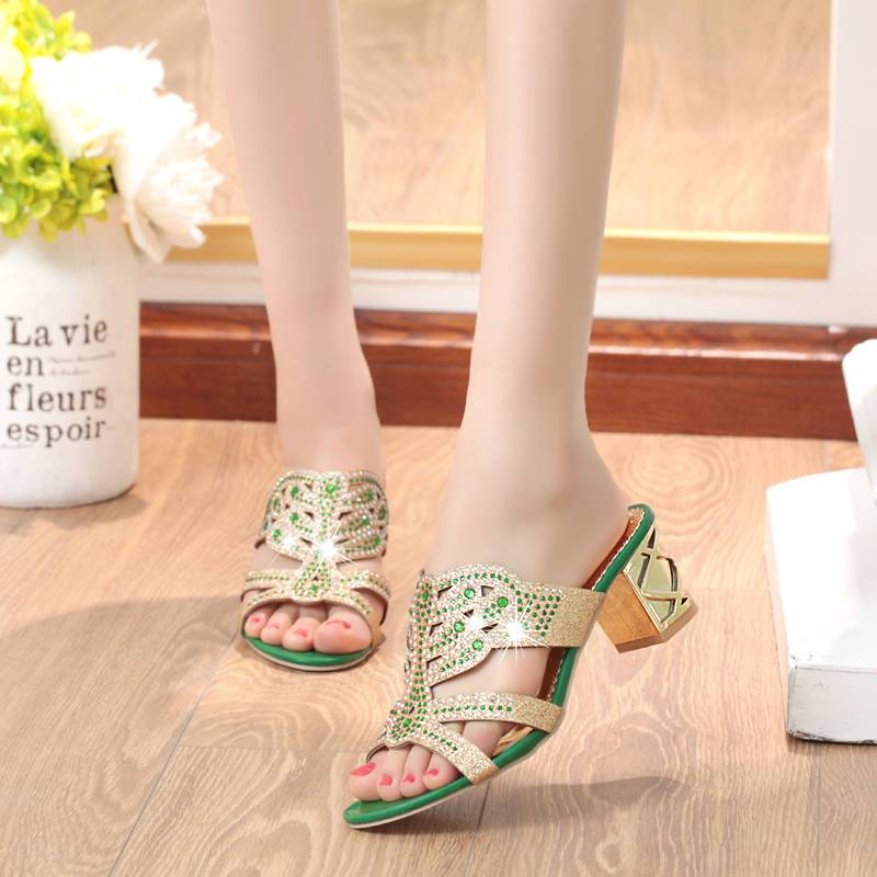 Outside Shoes for Women Rhenstone Sandals Heeled 39 Slides Summer 2025 Luxury Woman Slippers On Sale Chic and Elegant H Sandal