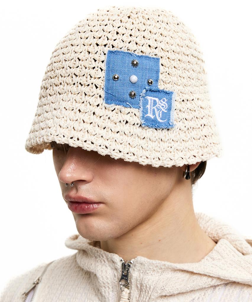 Aleseueseussi Rivet Patched Knit Bucket Hat - Ivory