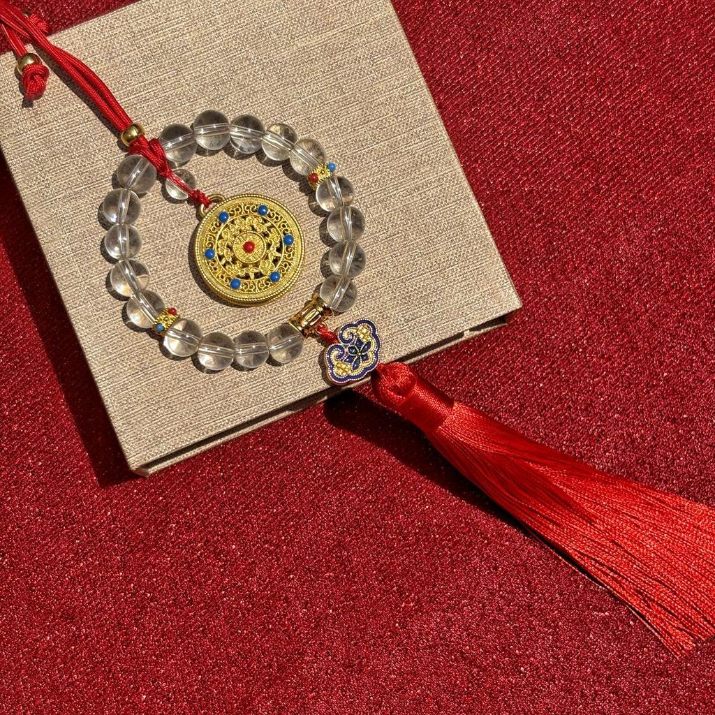 Slitinový přívěsek v čínském stylu s galvanickým pokovením pro auto s dutým designem starověkého kompasu