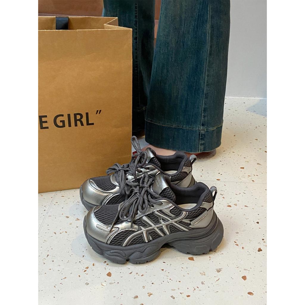 [Uncle Shoes] Thick-soled casual sports shoes are light and heightening, dad shoes autumn small 2025 breathable new feet retro