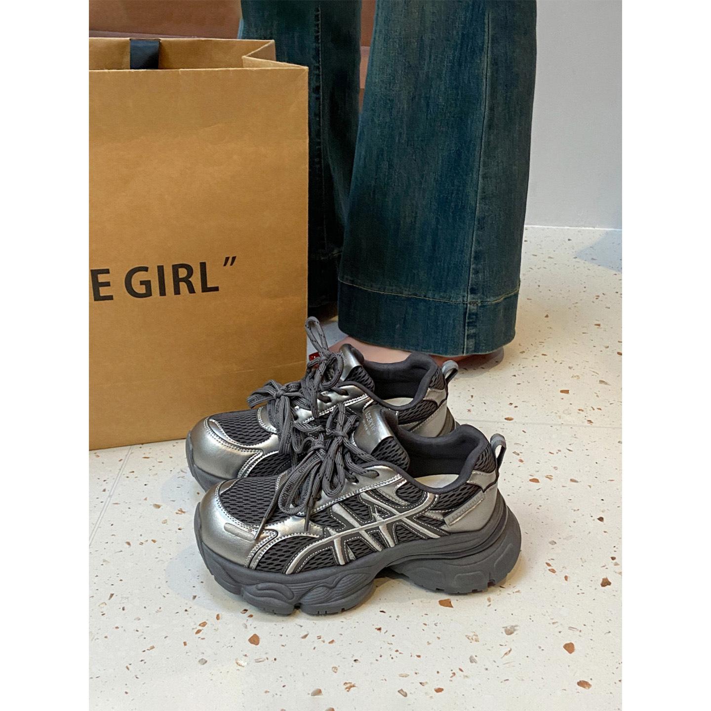 

[Uncle Shoes] Thick-soled casual sports shoes are light and heightening, dad shoes autumn small 2025 breathable new feet retro 40