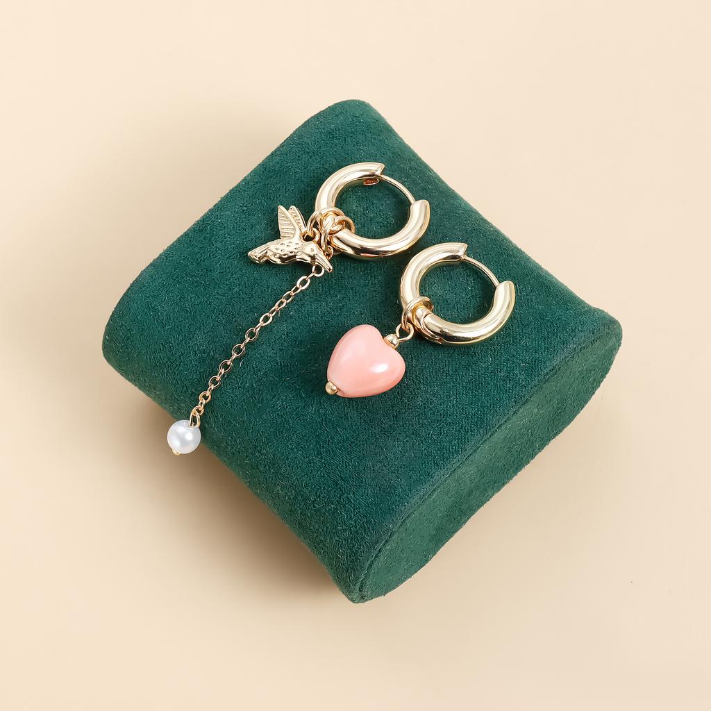 Trendy Wind Bird Retro Design Stud Earrings Geometric Asymmetrical Heart Earrings