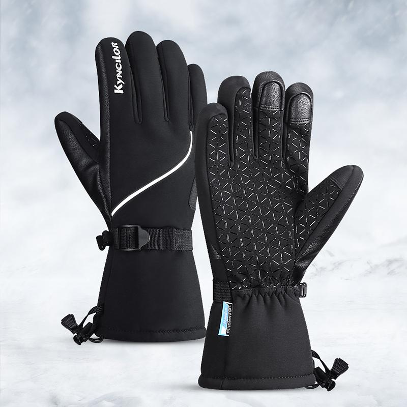 

Мужчины и женщины, занимающиеся спортом на открытом воздухе, катаются на утолщенных морозостойких, теплых и водонепроницаемых спортивных лыжных перчатках с сенсорным экраном.