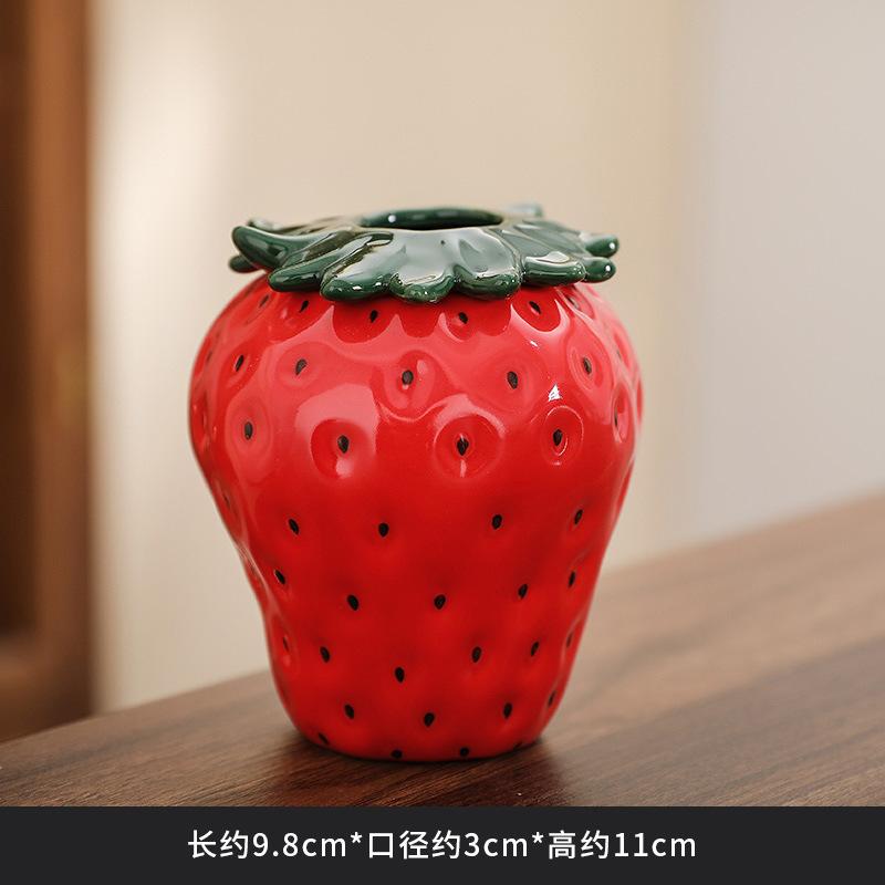 

Ваза с мультяшной клубникой Керамическая ваза в форме клубники Цветочные аксессуары Фруктовые горшки Цветочные горшки Аксессуары для украшения дома Новые