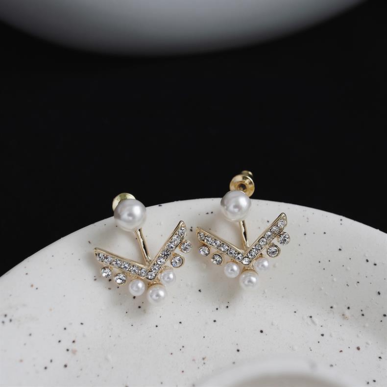 Damen Ohrringe Perlen- und Diamantohrringe Vor und Nach dem Hängen Federn Temperament Sanfte Vielseitige Ohrringe Weibliche Senden Freundinnen