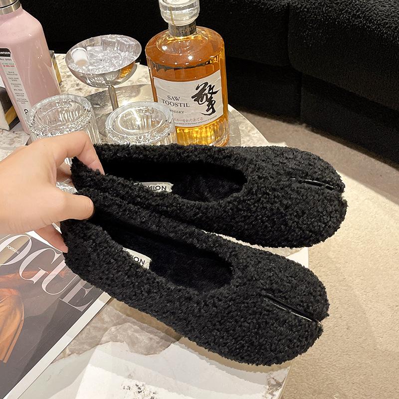 Internet Celebrity Mao Mao Shoes Women Wear In Autumn and Winter 2025 New Flat-bottomed One-pedal Cotton Ladyshoes Fashion Soft-soled Doudou Shoes