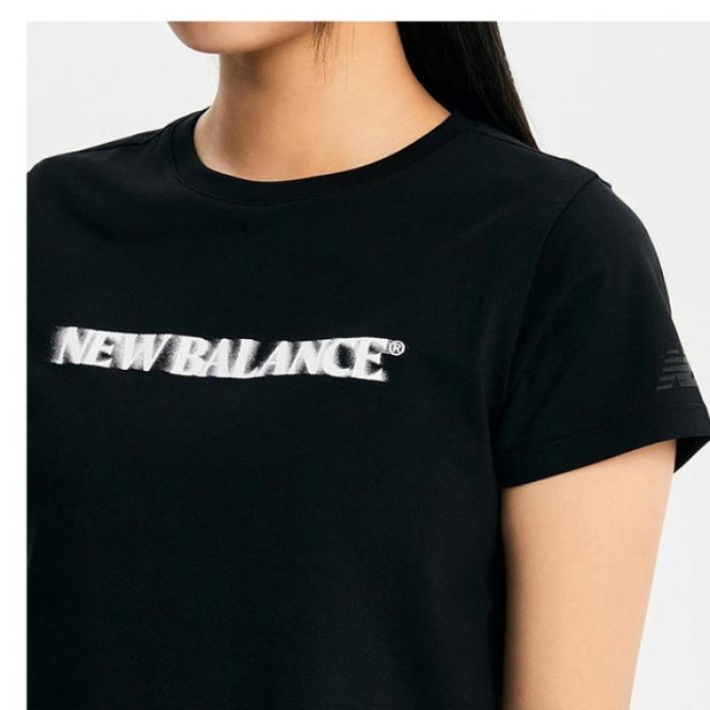 New Balance Short Sleeve Tee Lqj Nbnee2w432 19 Women Blur Graphic Semi Crop Short Sleeve Tee