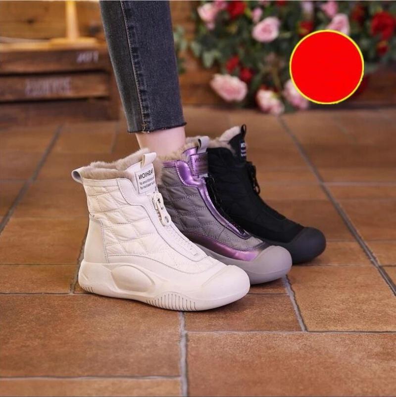 Fashion 2024 Retro Waterproof Snow Boots Winter New Soft Sole Vulcanized Cotton Shoes with Plush Insulation High Top Women's Shoes