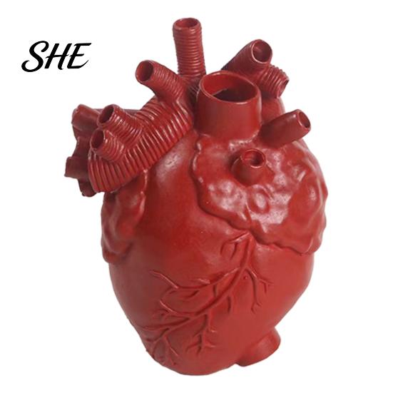 Realistic Heart Sculpture Shaped Flower Vases, Resin Vase, Creative Holder, Modern Art Vase Style Decorative for Home Wedding Valentine Gift красный