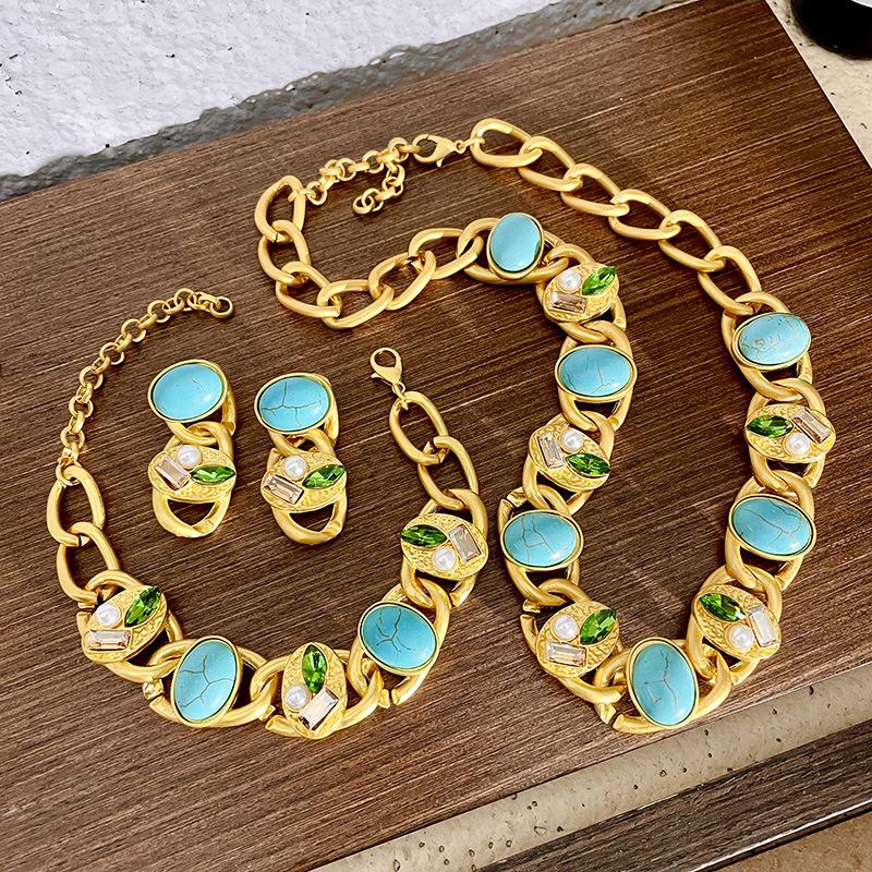 Vintage Turquoise Crystal Beaded Necklace Medieval Temperament Metal Collarbone Chain Diamond Set Heavy Industry Sweater Chain Tide