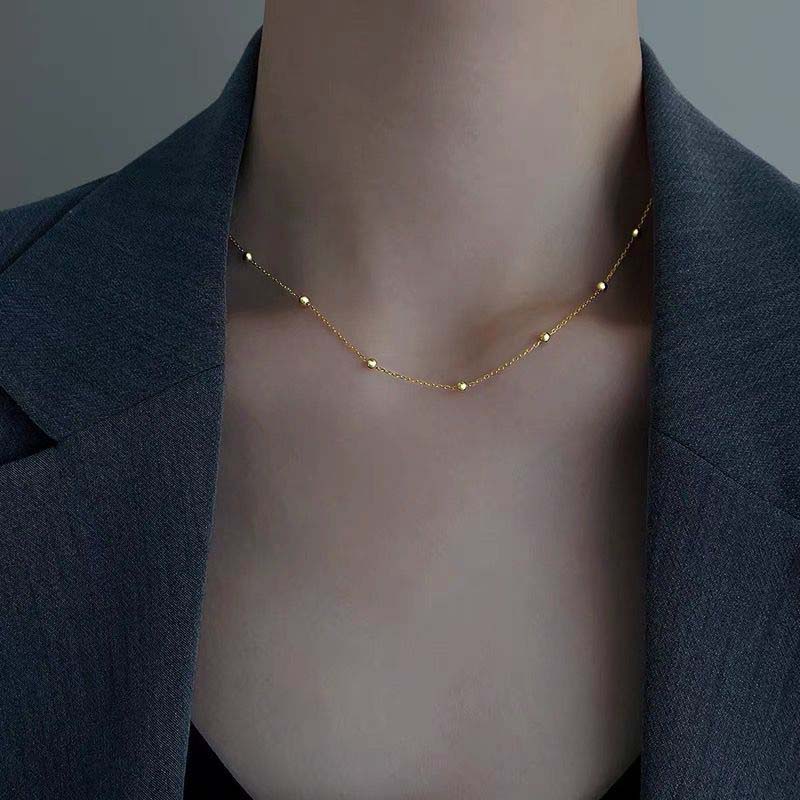 Módní Stříbrná barva Náhrdelník s kulatými korálky pro ženy Vintage kovový řetízek Náhrdelník s krátkým přívěskem Šperky Dárky na párty