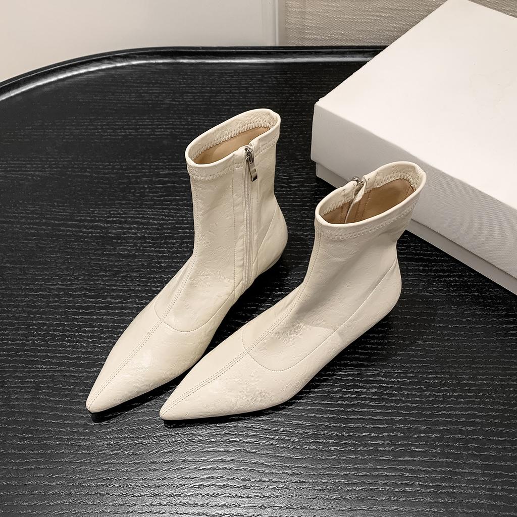 Korean version of fashion simple temperament thin boots 2025 autumn and winter new pointed flat bottom side zipper versatile small short boots women