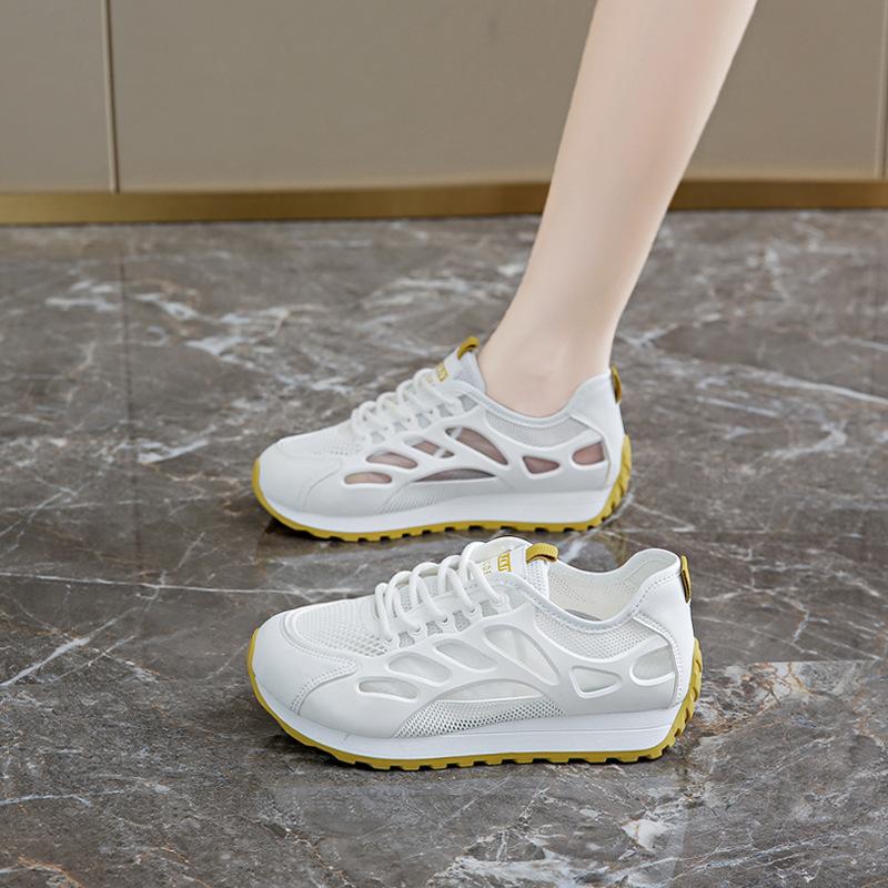 Hollow mesh white shoes 2025 summer new breathable Forrest Gump shoes casual soft sole hole sports shoes women's mesh shoes