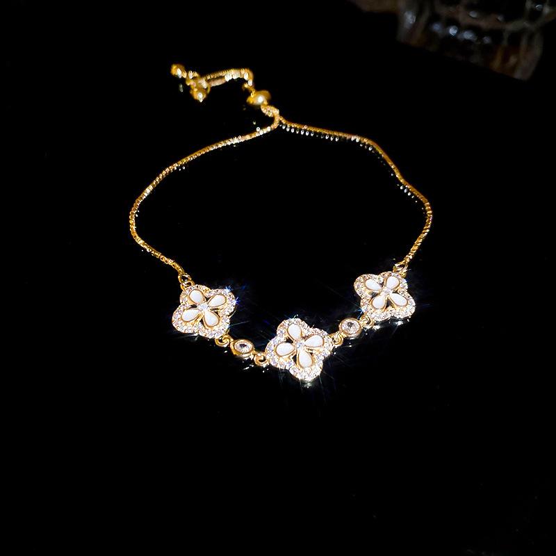 18k Gold Plated Zircon Oval Buckle Bracelet - European & American Retro Luxury Jewelry