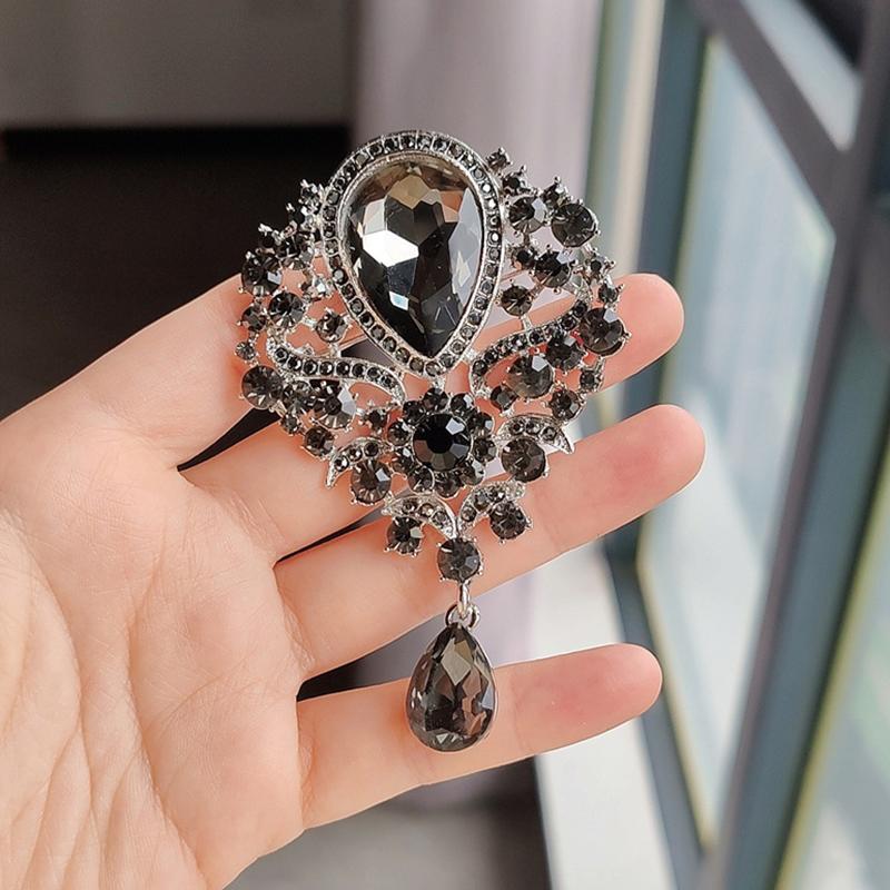 Luxury Elegant Large Crystal Water-drop Brooches For Women Girls Vintage Fashion Pendant Corsage Elegant Wedding Pins Jewelry