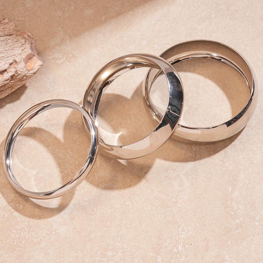 3-piece Set of Heavy Industry Metal Smooth Geometric Circle Bracelet Exaggerated, Simple and Advanced