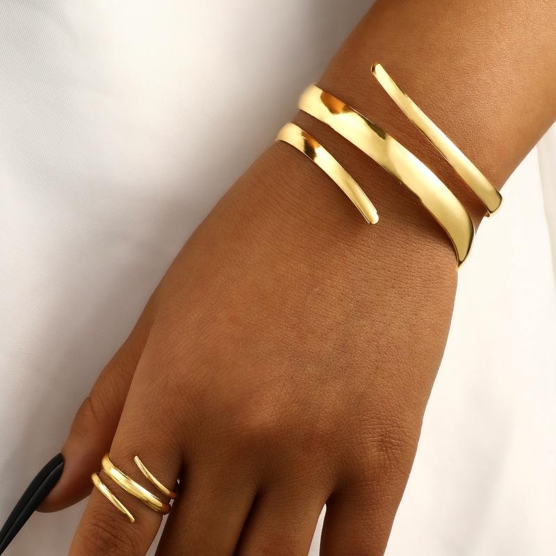 

2Pcs Metal Geometric Line Open Bangle Bracelet & Ring Set for Women Suitable for Occasions Parties Weddings Daily Wear Gift