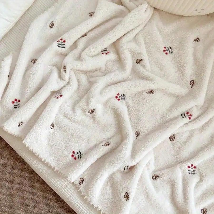 Baby Blanket Spring Autumn Winter Baby Cover Blanket Coral Fleece Blanket Kindergarten Kindergarten Quilt Home Warm Blanket