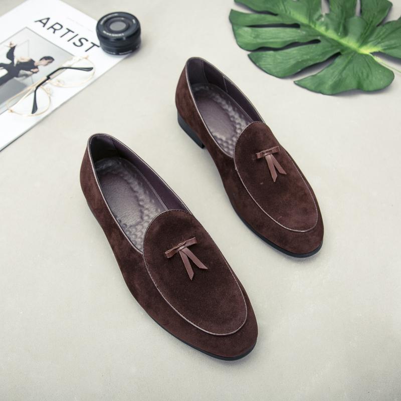 Fashion Hot Selling Men's Suede Shoes Europe America Soft Soled Comfortable Loafers Simple Versatile Men's Casual Shoes Free Delivery