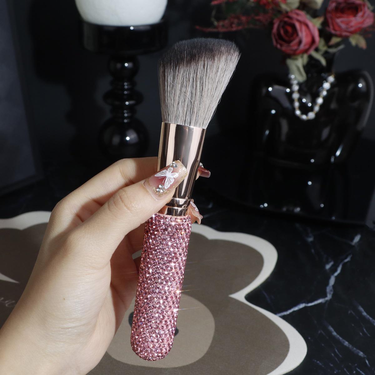 

Роскошная контурная кисть с бриллиантами: Мягкая кисть для теней и консилера класса люкс