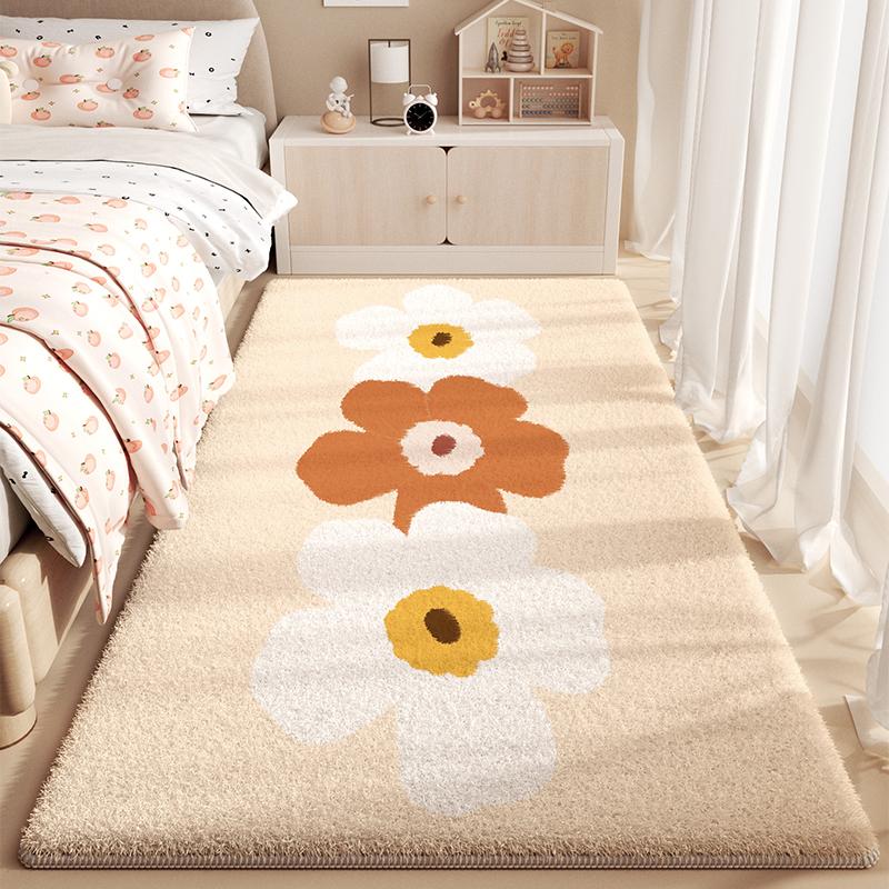 Ins Creamy Style Carpet Cute Flower Bedroom Bedside Floor Mat Runner Rug Soft Fluffy Plush Long Foot Mats Modern Home Decoration