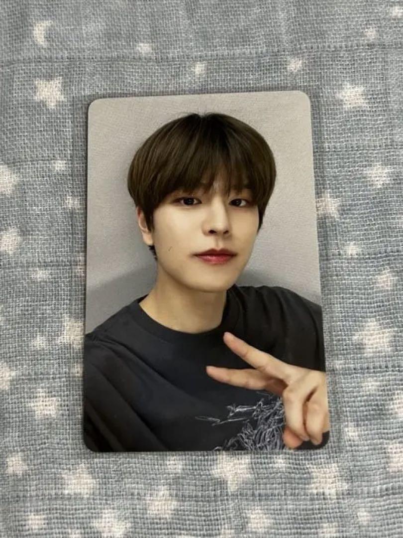 

[USED] straykids Raku star Seungmin with.mu.u bonus trading card