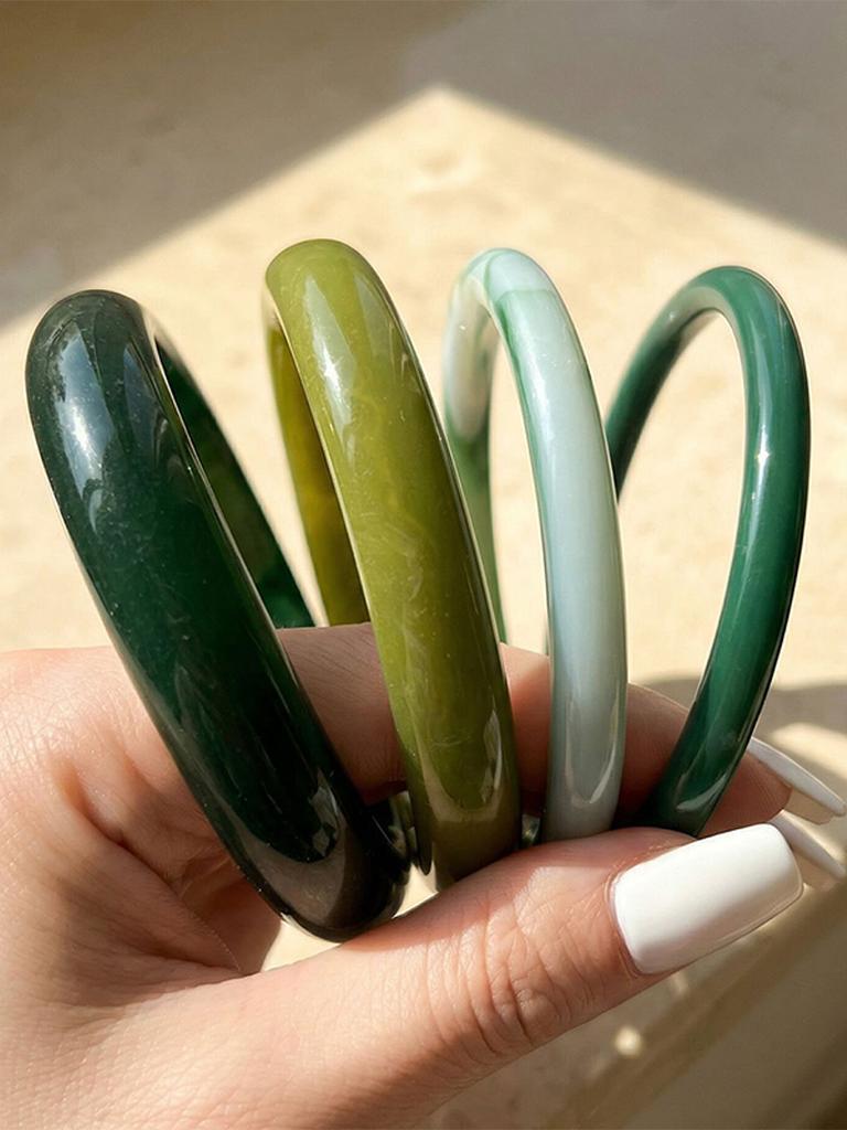 4 Stück/Set Runde durchscheinende Harz Armreif Bohemia Durchscheinendes Acryl Harz Armreif Set Strandurlaub Armreif Stapelbarer Schmuck