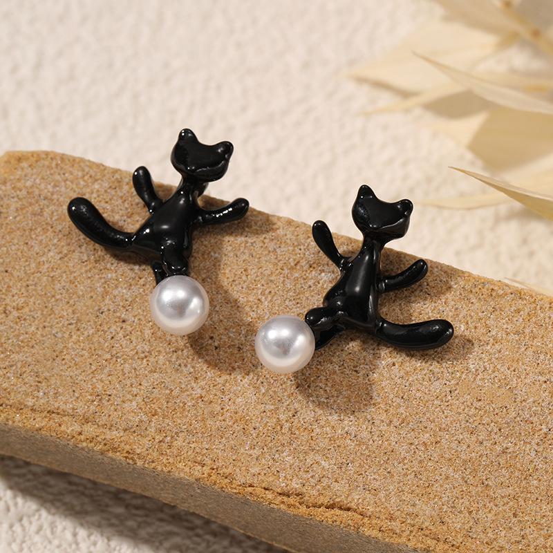 

Мультяшный темперамент личности нишевый дизайн чувство черная кошка жемчужные серьги-пусеты женские ins прилив высокое чувство моды серьги чёрный