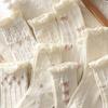 Chaussettes blanches simples, polyvalentes, jolies, nœuds papillon, petites fleurs, chaussettes tube moyennes pour femmes, Kawaii Harajuku Jk Lolita, chaussettes en coton pour filles