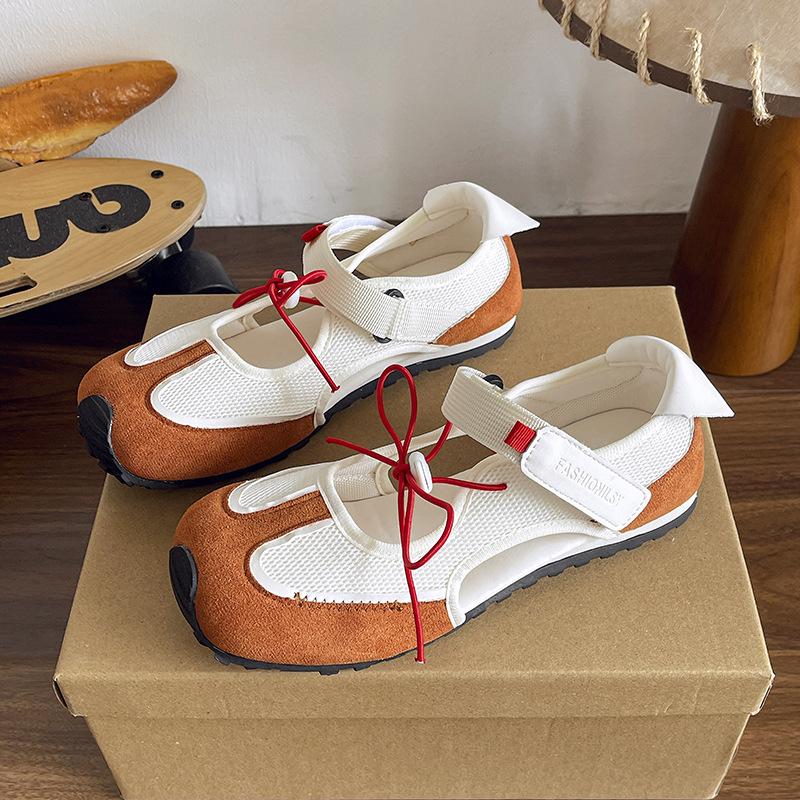 

Korean version of sports ballet women s shoes summer 2025 new Velcro fashion versatile Mary Jane casual shoes 40