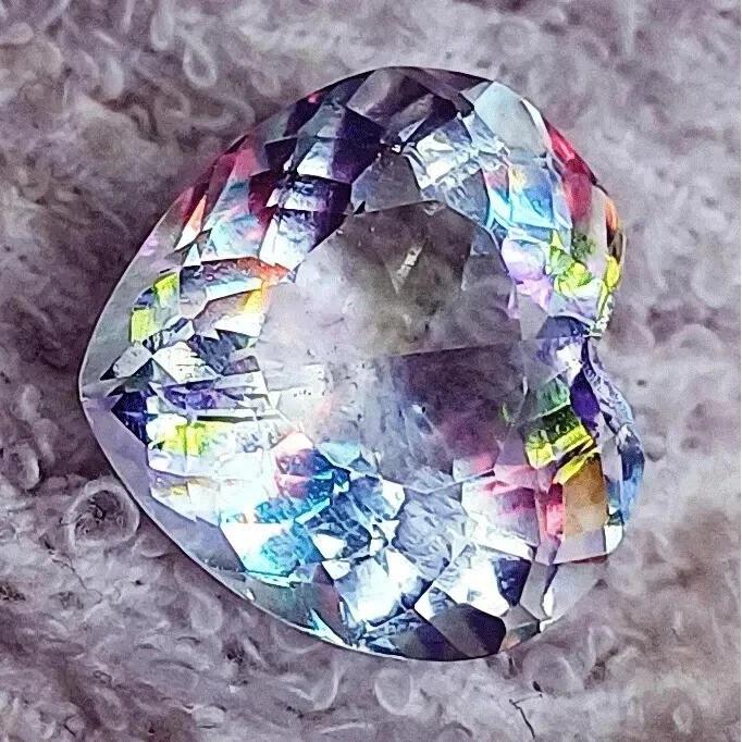 A+++ Mystic Quartz Rainbow Color 13-15 Ct Heart Cut Fabulous Certified Gemstone