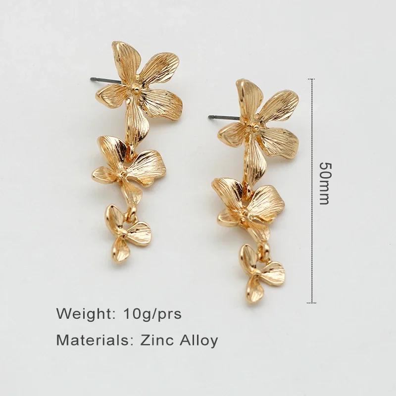 Three Metal Flowers Earrings For Women Long Drop Fashion Cute Jewelry Trendy Textured New Designs Gifts Party Accessories MQ012