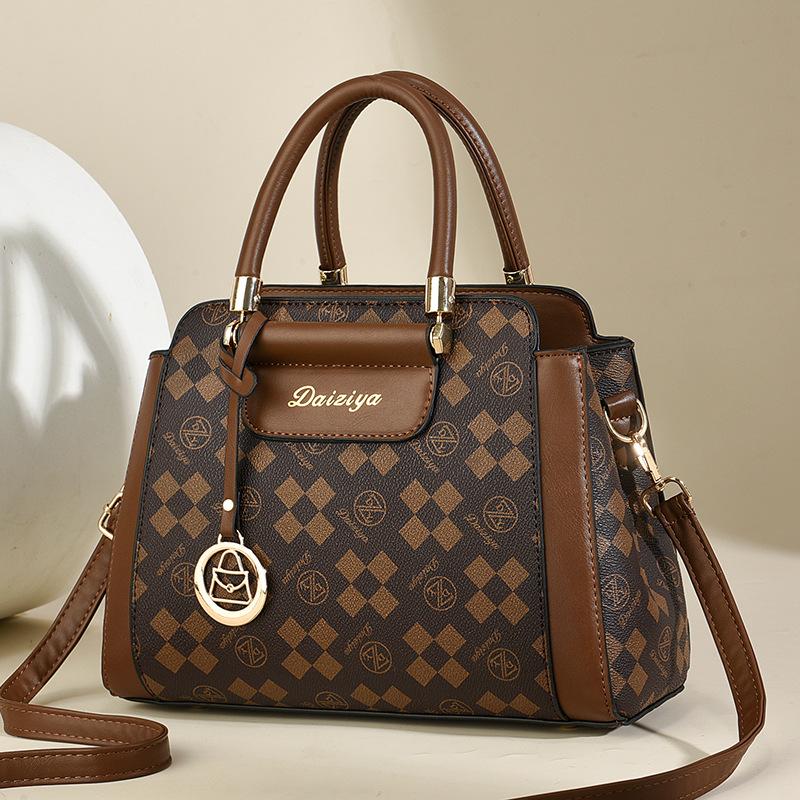 New Autumn and Winter Fashionable and Elegant Gift Handbag with Large Capacity  Single-shoulder Crossbody Bag for Moms and Girls