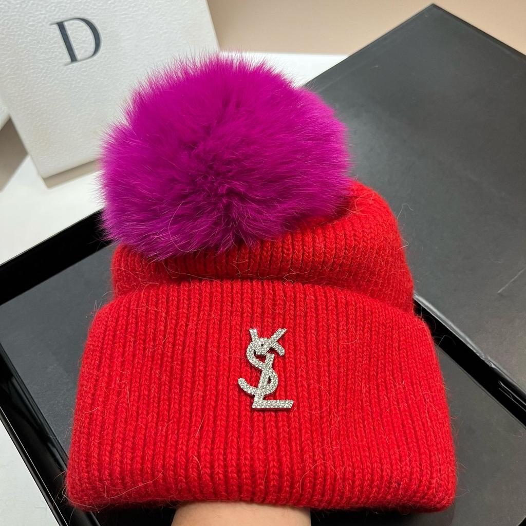 Paris Star Fox Hairball Plush Knitted Hat Women'S Winter Cold Northern Warm Rabbit Hair Ear Protector