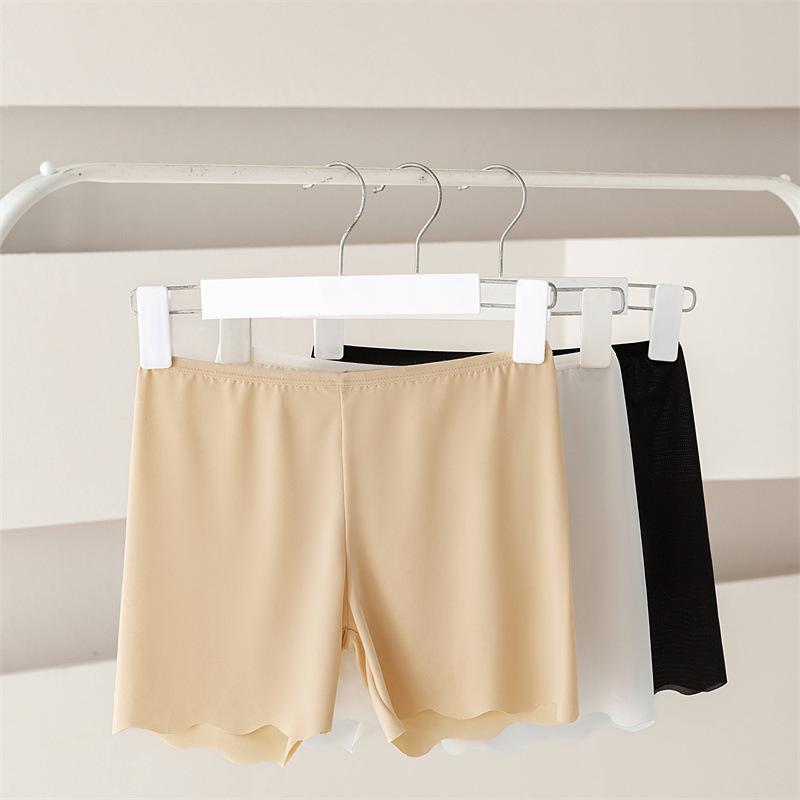 Seamless Ice Silk Anti-Exposure Plus Size Women's Safety Shorts with Non-Curling Edges