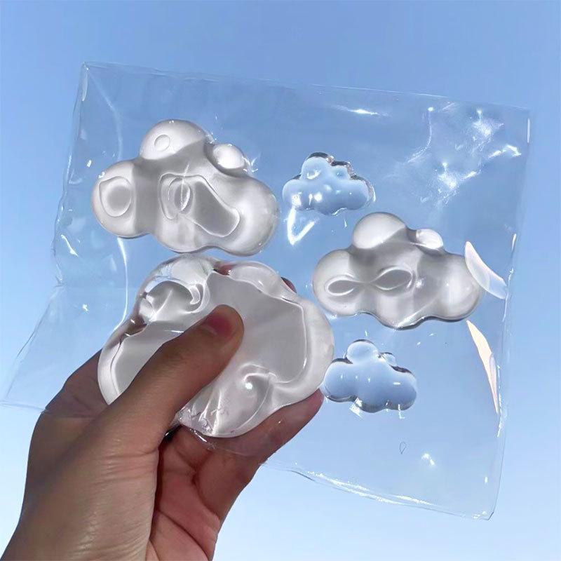 Cute Squishy Clouds Fidget Toys Bright and Soft Squeeze Toy Anti Stress Release Hand Relax Toy Christmas Gifts Anti-anxiety Toys