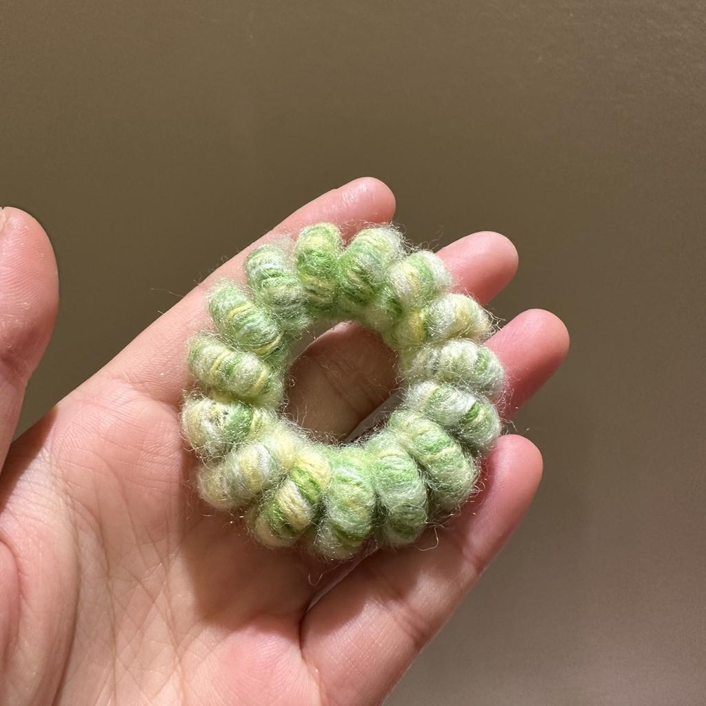 Beautiful Colorful Yarn Hairbands for Women Telephone Coil Shaped Strong Elastic Hairbands Autumn Winter Headwear