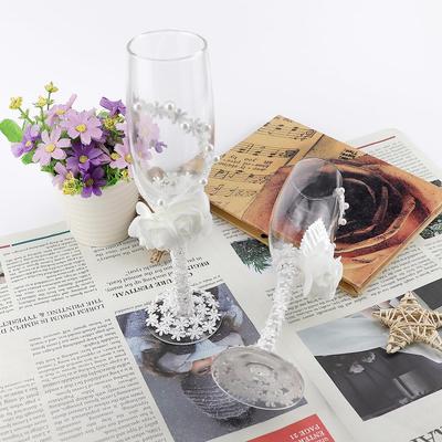 Set of 2 Wedding Champagne Glasses - Elegant Bride & Groom Flutes for Weddings, Birthdays, Anniversaries