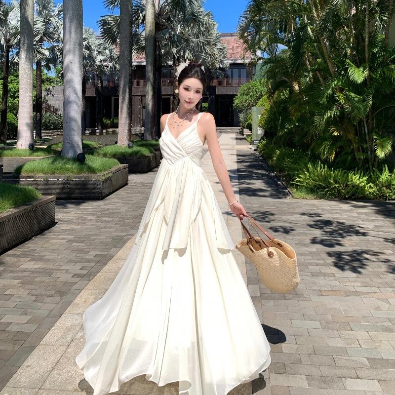 French retro pure desire style big skirt, suspender waist and thin irregular suspender fairy long skirt, super fairy vacation skirt