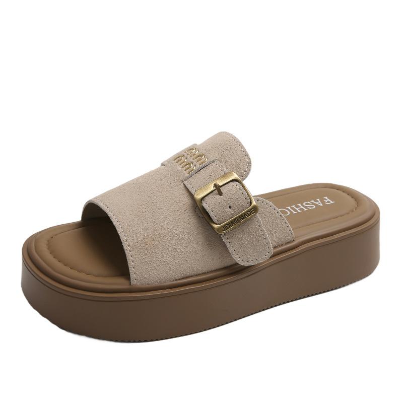 Sandals 2025 new fairy style flat bottom two wearing slippers Korean version fashion versatile one word pinch foot beach sandals tide