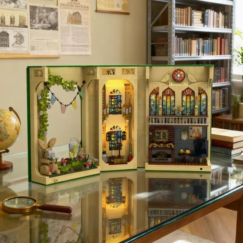 1112Pcs Bunny Easter Egg Church Building Blocks Book Nook Model With Lights, Openable Bookend Moc Kid'S Toys Easter Gift Rabbit