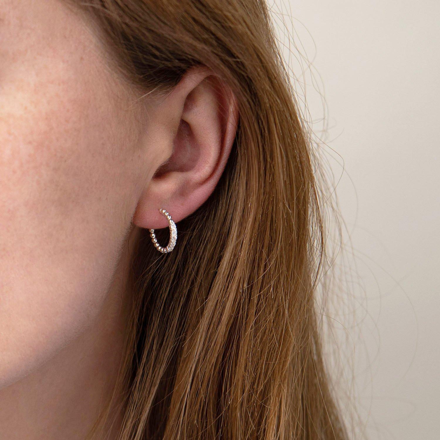 

Срібні сережки з фіанітами Oniks срібний