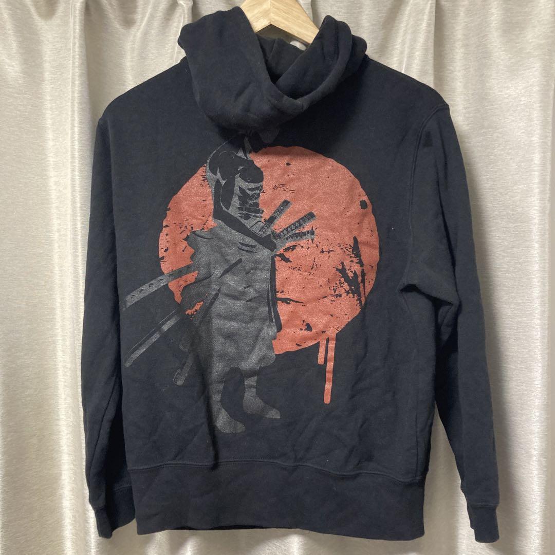 

[USED] One Piece Zoro Zip Hoodie Anime