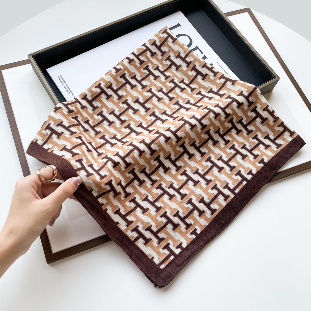 Spring And Summer Satin Long Scarf For Women Sunscreen Shawl Fashionable Beauty Scene Satin Long Scarf Versatile Travel Scarf