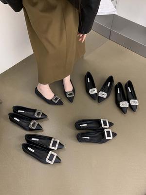 Fashion Pointed Toe Women Flats Loafers 2024 New Arrivals Autumn Spring Dress Shoes Low Heeled Rhinestone Crystal Buckle Mary Janes 39