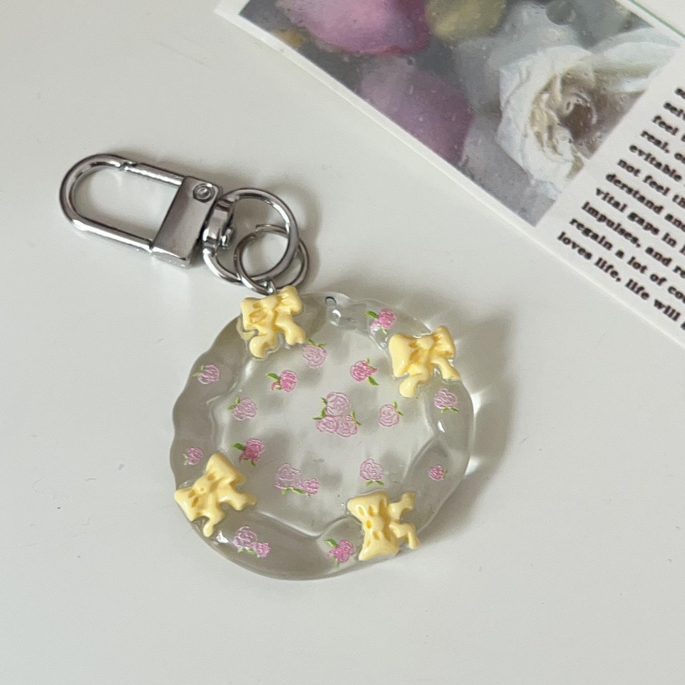 

Clear Bow Flower Plate Keychain Sturdy Cute Resin Bag Pendant Aesthetic Key Ring High-Quality Flower Keychain For Schoolbag Gift жёлтый